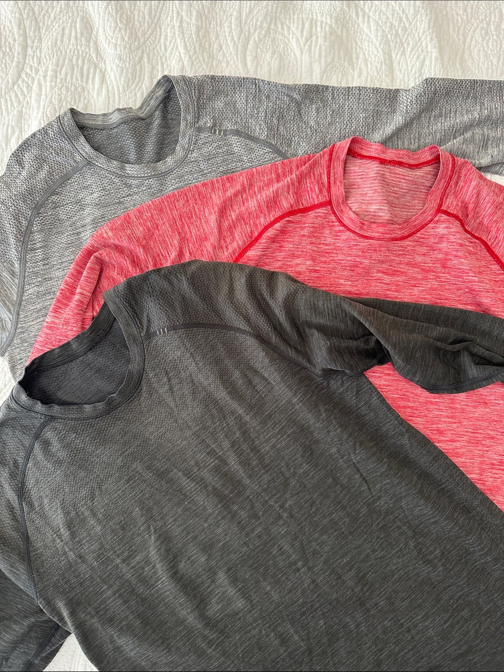 Bundle of three men’s lululemon Metal Vent Tech Long Sleeve - S